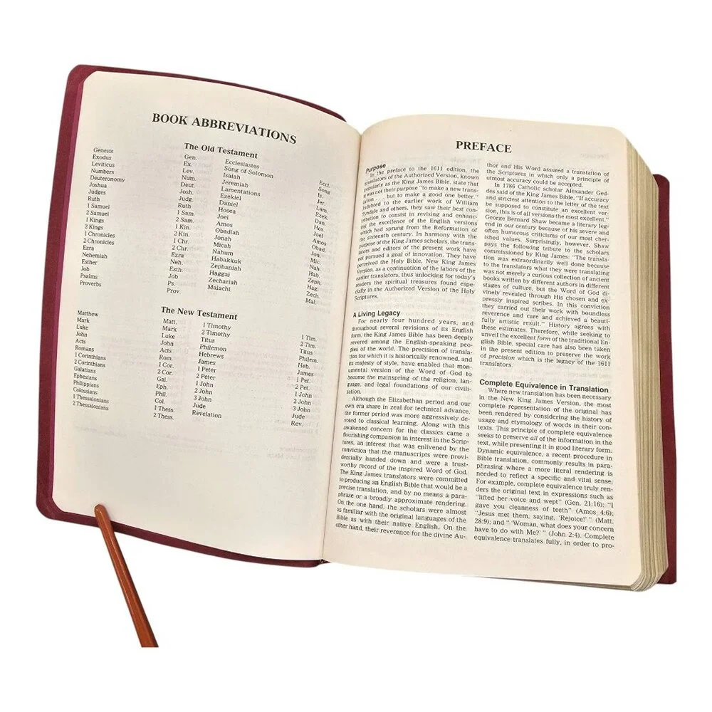 Holy Bible NKJV Giant Print Center-Column Reference Bible Red Faux Leather 1982 - Picture 8 of 16